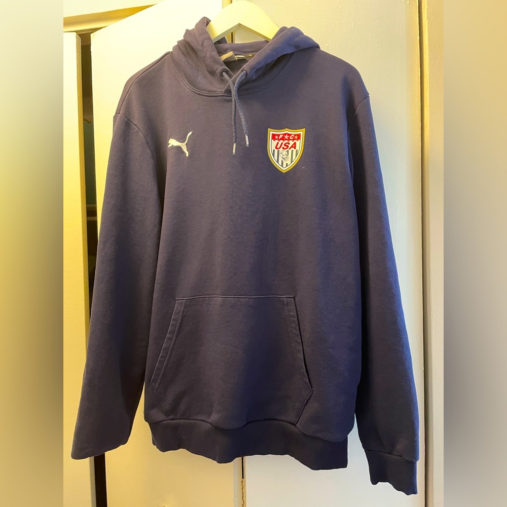 Men’s Puma Navy FC USA Soccer Club Pullover Hoodie Size L